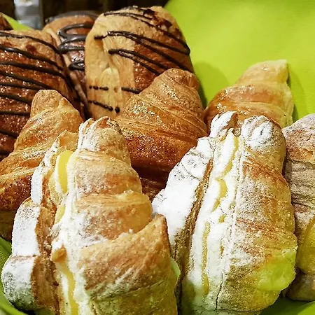 Ξενοδοχείο με διαμερίσματα Dannunziano 4*